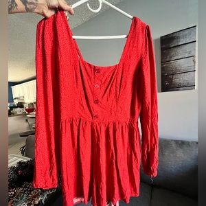 Romper Rudy color with small dark burgandy spots. Size S